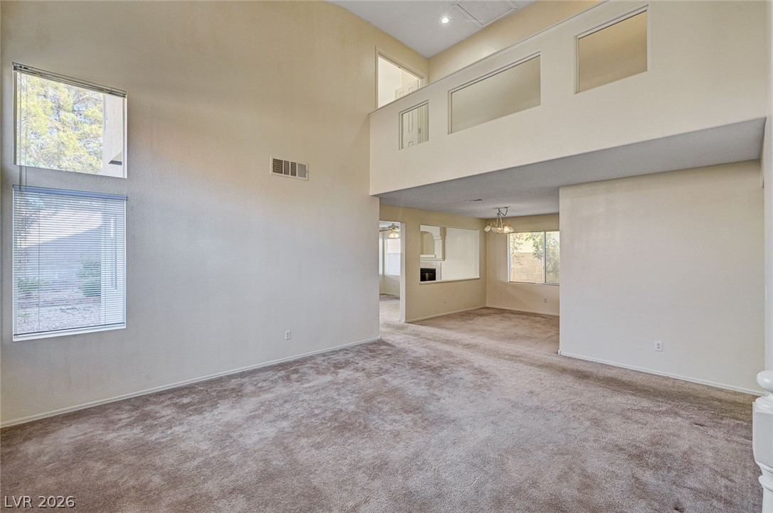 9888 Sparrow Ridge Avenue