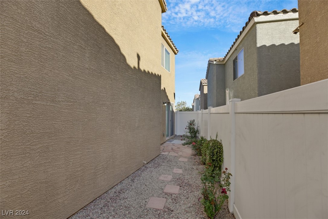 5271 Aurora Beam Avenue, Las Vegas, Nevada image 40