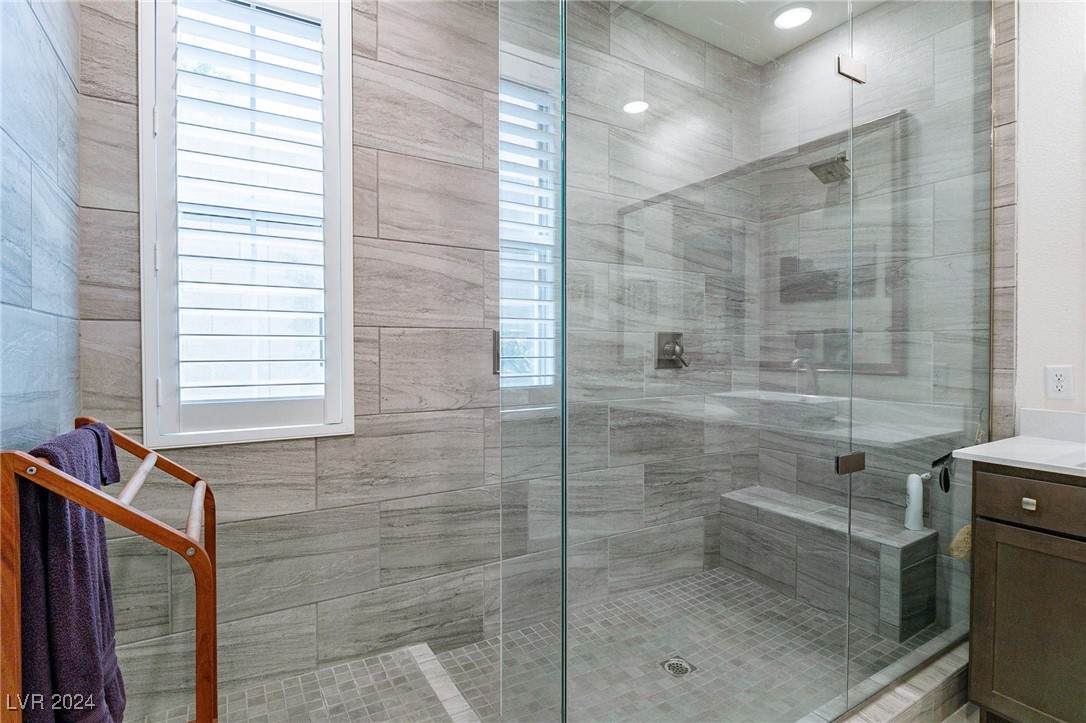 Henderson, Nevada 89052, United States, 3 Bedrooms Bedrooms, ,3 BathroomsBathrooms,Residential,Active,34091