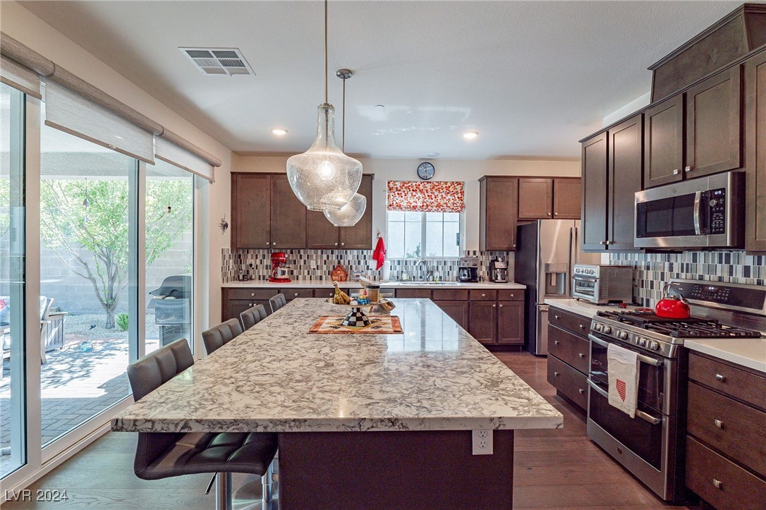 Henderson, Nevada 89052, United States, 3 Bedrooms Bedrooms, ,3 BathroomsBathrooms,Residential,Active,34091