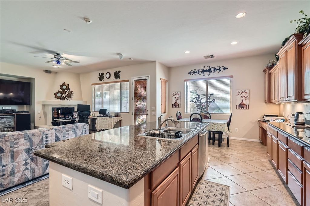Photo of 2345 Gondi Castle Avenue, Henderson, NV 89044 (MLS # 2660066)
