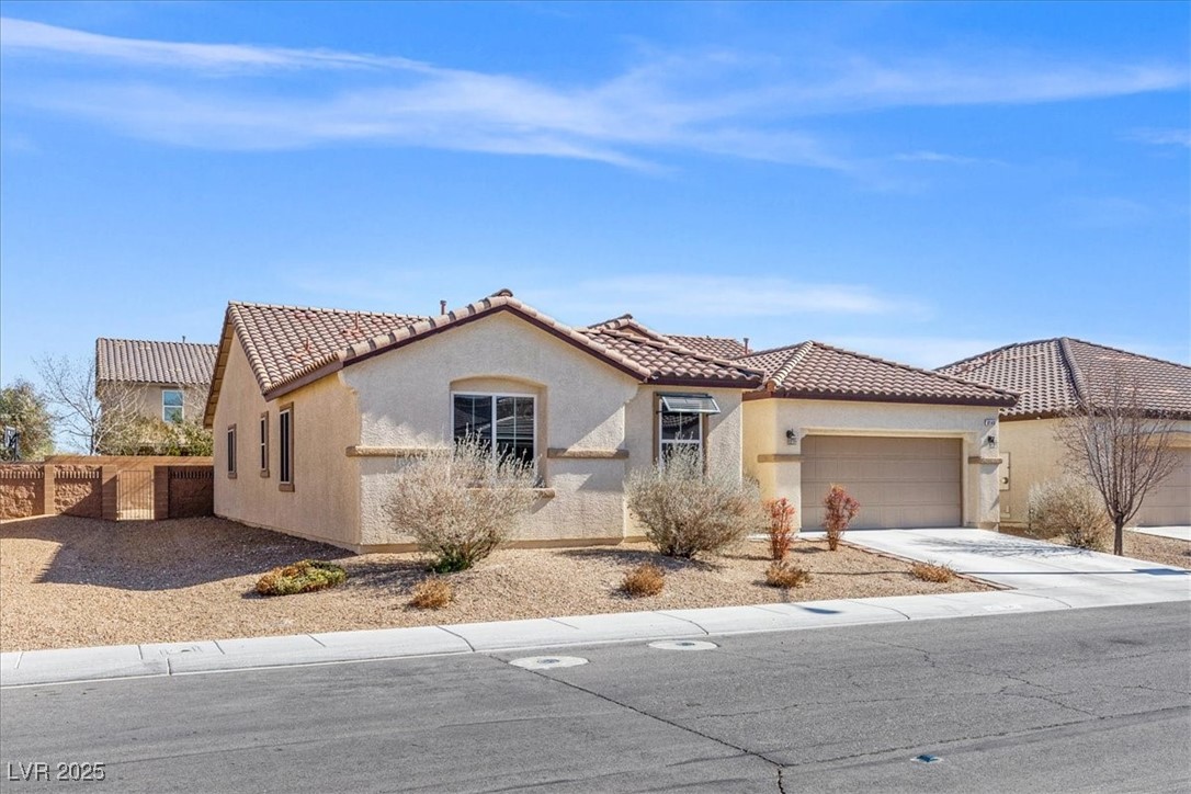 8140 Redbud Vine Street, North Las Vegas, Nevada image 2