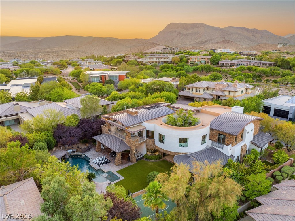 47 Soaring Bird Court