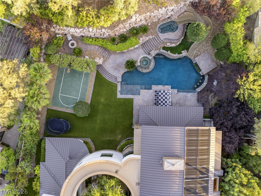 47 Soaring Bird Court