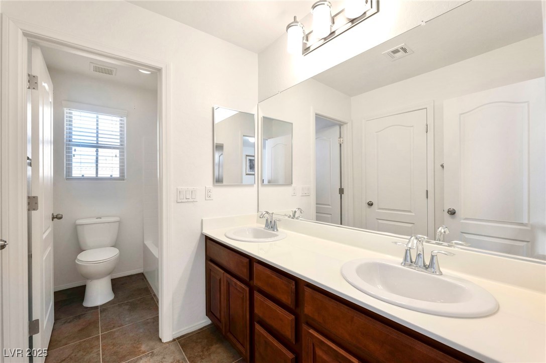 Las Vegas, Nevada 89122, United States, 3 Bedrooms Bedrooms, ,3 BathroomsBathrooms,Residential,Active,239284