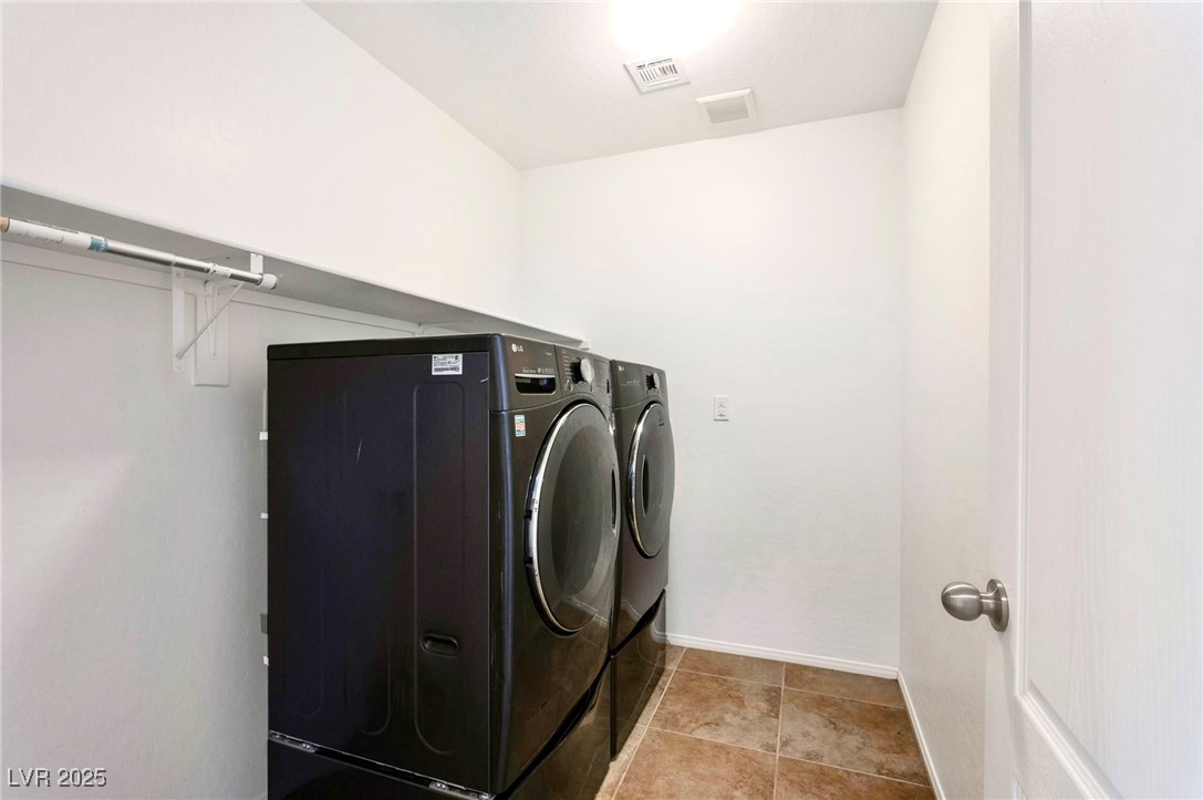 Las Vegas, Nevada 89122, United States, 3 Bedrooms Bedrooms, ,3 BathroomsBathrooms,Residential,Active,239284