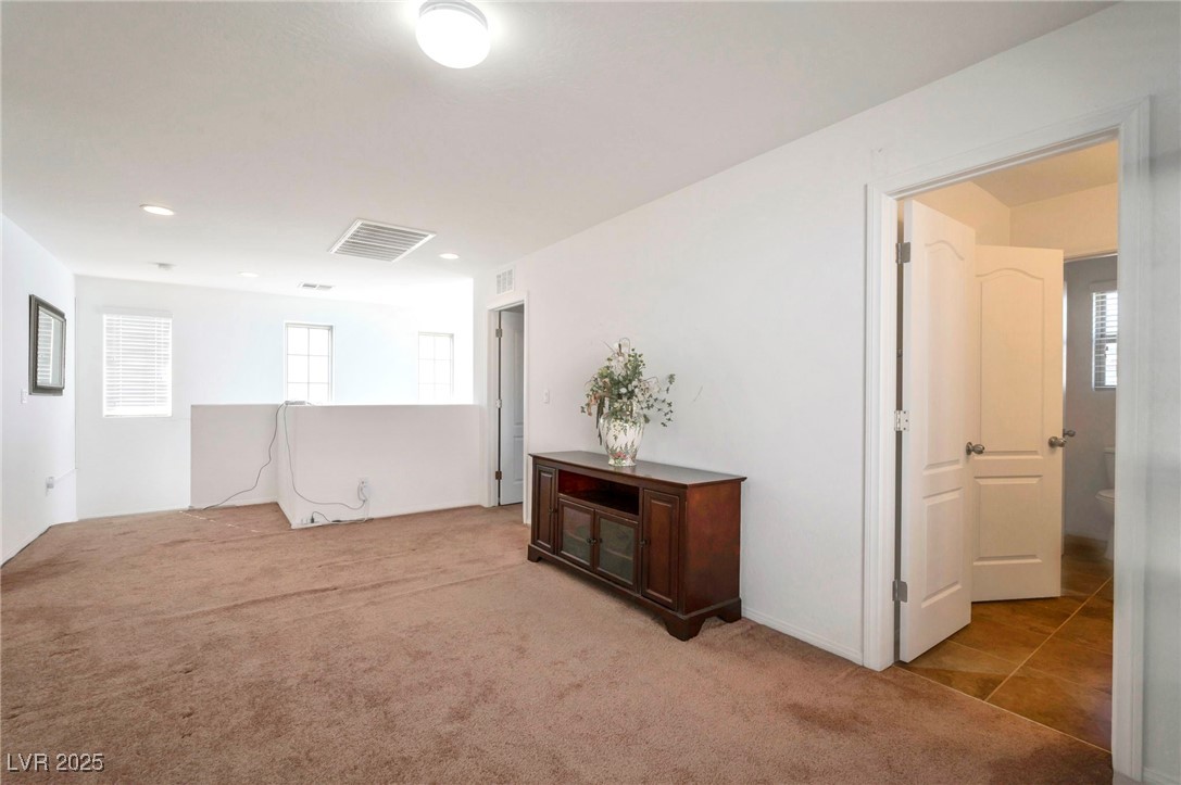 Las Vegas, Nevada 89122, United States, 3 Bedrooms Bedrooms, ,3 BathroomsBathrooms,Residential,Active,239284