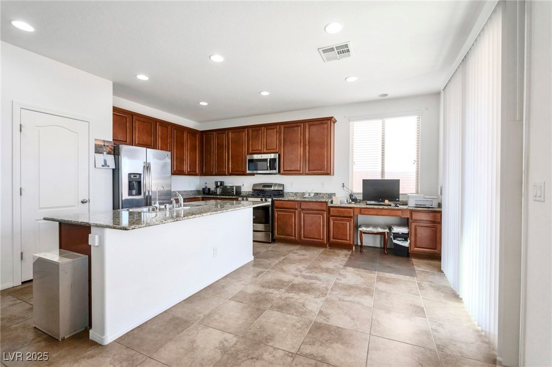 Las Vegas, Nevada 89122, United States, 3 Bedrooms Bedrooms, ,3 BathroomsBathrooms,Residential,Active,239284