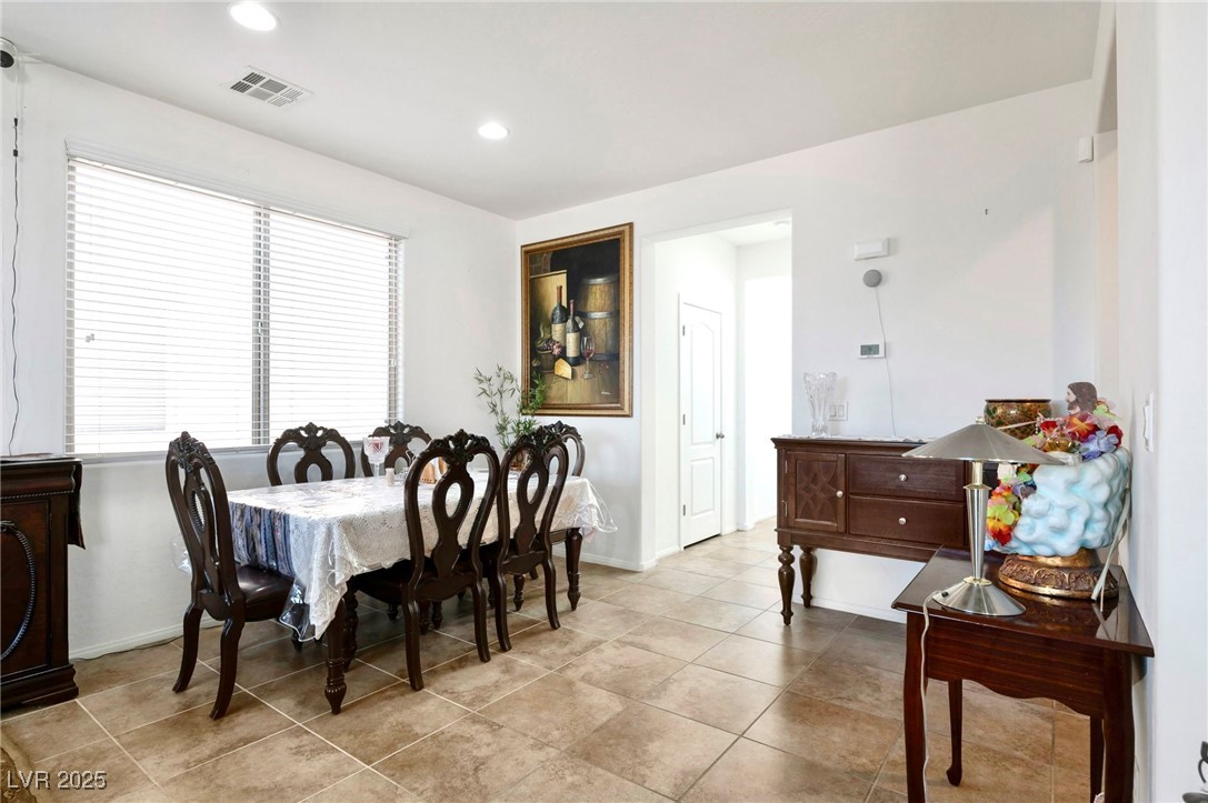 Las Vegas, Nevada 89122, United States, 3 Bedrooms Bedrooms, ,3 BathroomsBathrooms,Residential,Active,239284