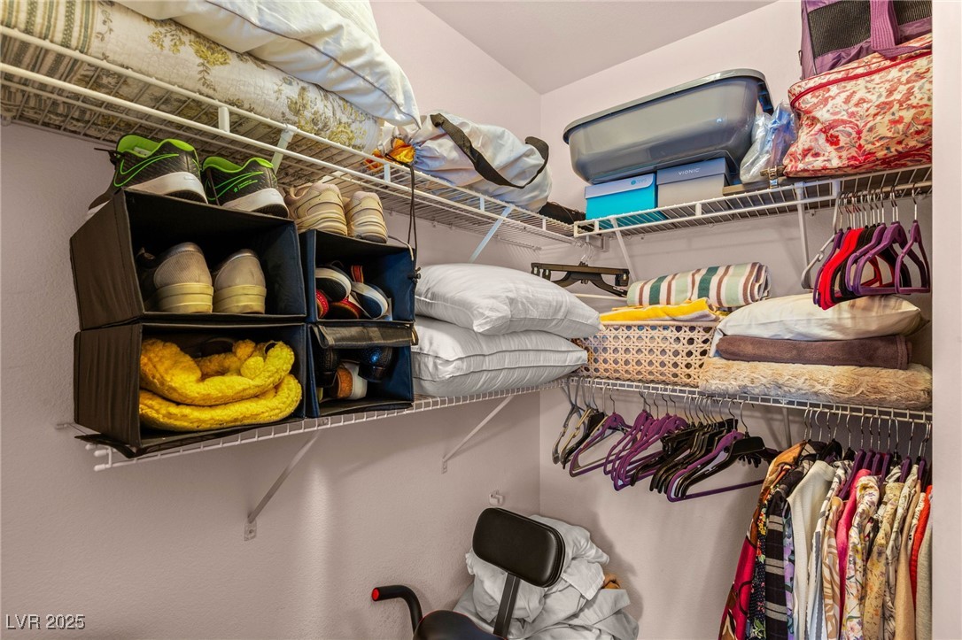 Las Vegas, Nevada 89128, United States, 2 Bedrooms Bedrooms, ,2 BathroomsBathrooms,Residential,Active,231558