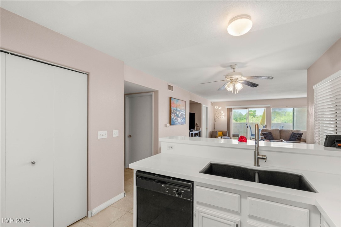 Las Vegas, Nevada 89128, United States, 2 Bedrooms Bedrooms, ,2 BathroomsBathrooms,Residential,Active,231558