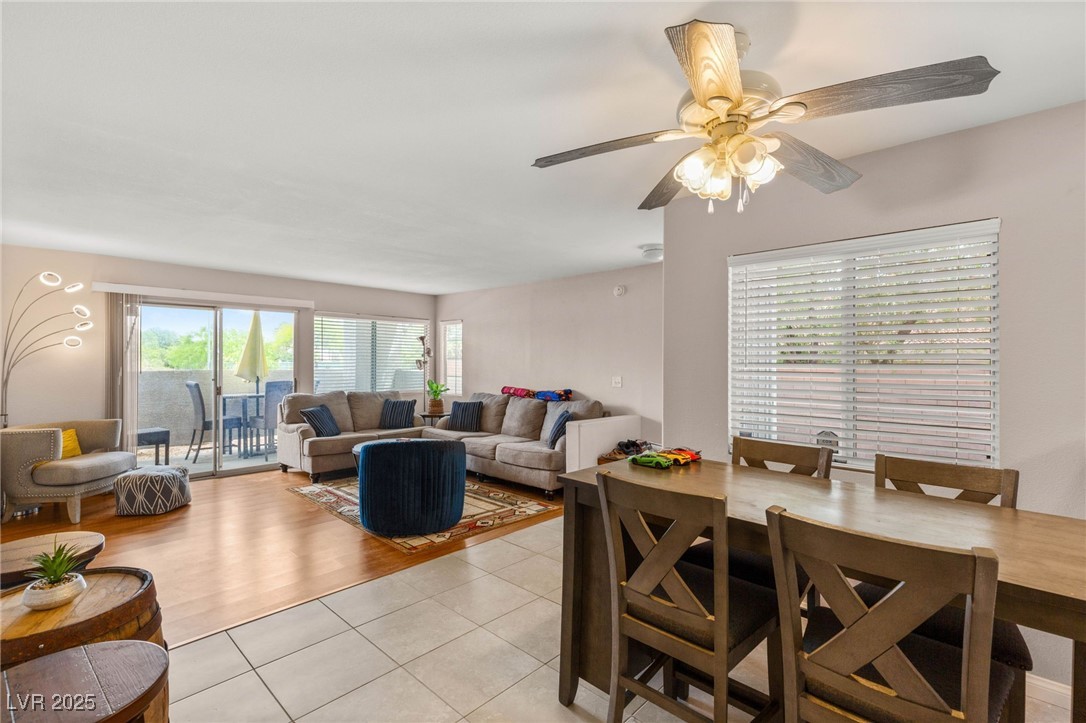 Las Vegas, Nevada 89128, United States, 2 Bedrooms Bedrooms, ,2 BathroomsBathrooms,Residential,Active,231558