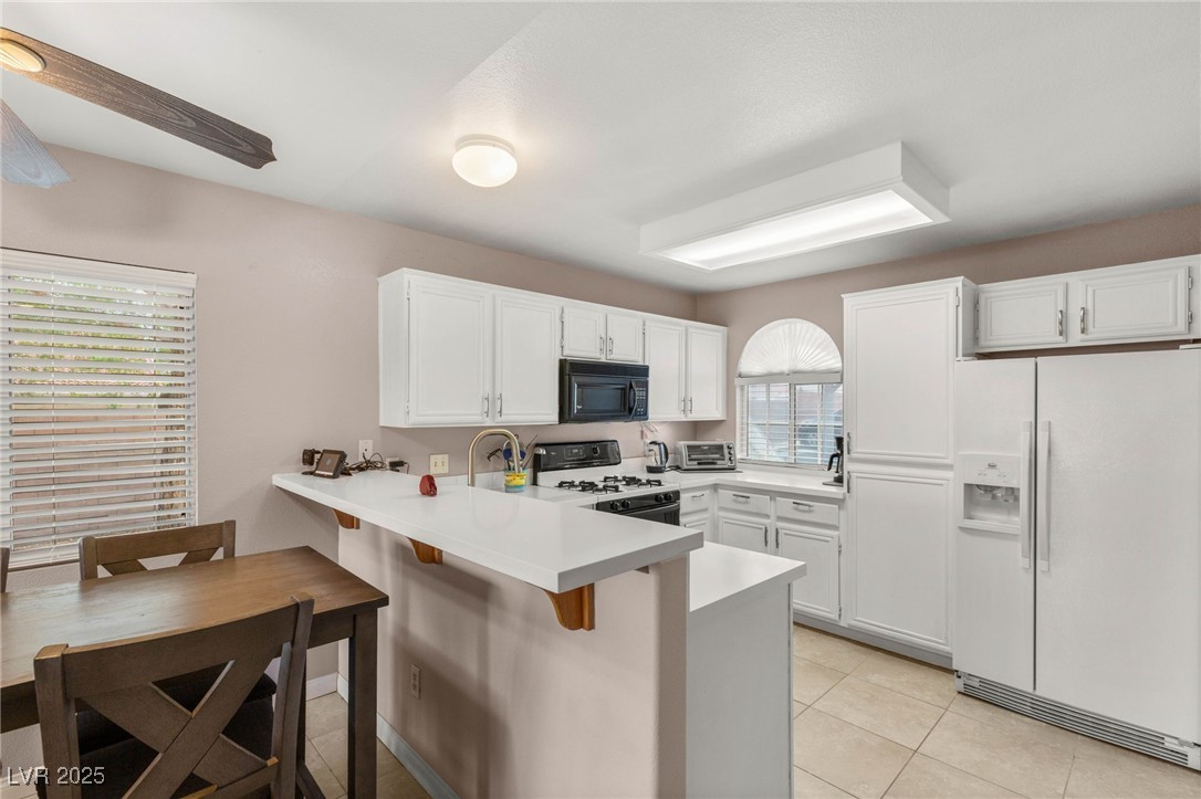 Las Vegas, Nevada 89128, United States, 2 Bedrooms Bedrooms, ,2 BathroomsBathrooms,Residential,Active,231558