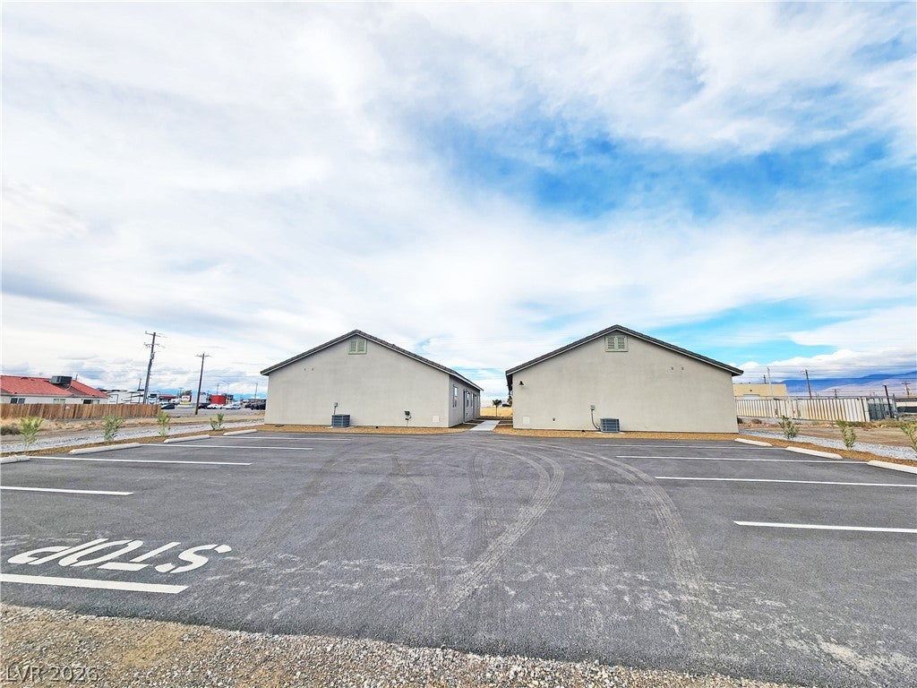 1340 E Arrowhead Street 3