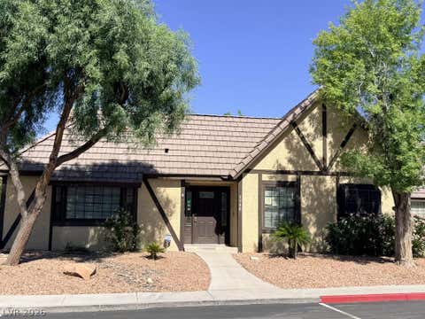 Townhouse For Sale - 3940 Edgemoor Way<br/> Las Vegas, NV 89121