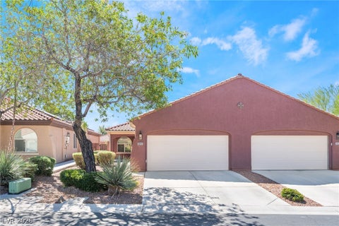 Townhouse For Sale - 8640 Deering Bay Drive<br/> Las Vegas, NV 89131