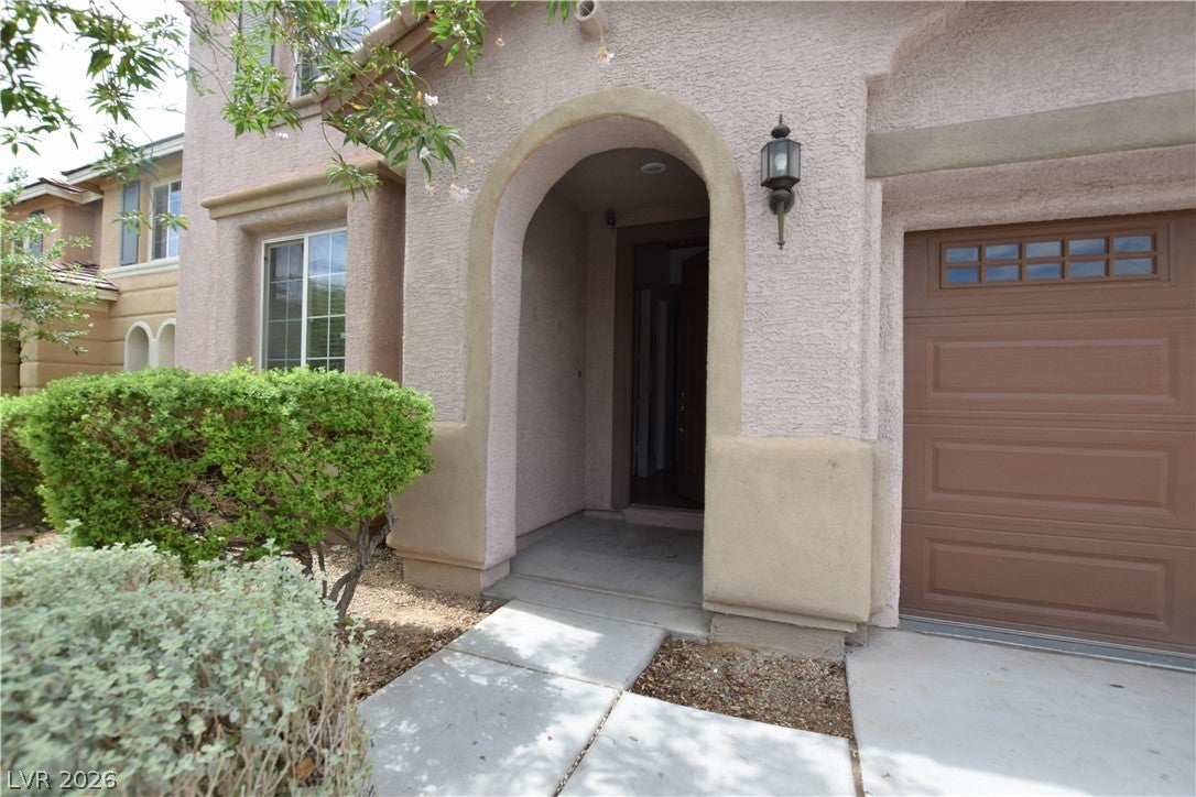 9191 Ridge Wolves Court
