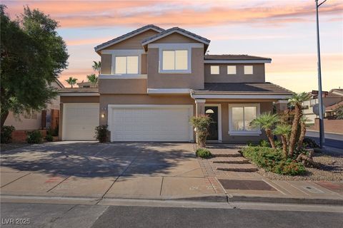 Photo of 668 Pacific Cascades Drive, Henderson, NV 89012 (MLS # 2728947)