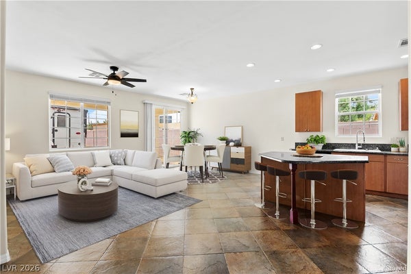 2522 SUNRISE ST, LAS VEGAS, NV 89101 - Image 30f436bf1d5b47cdfedfd0d9cab9e44d/392384870