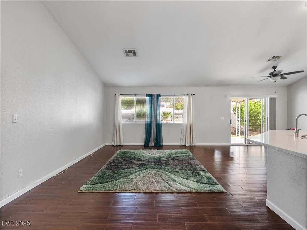 2114 Maui Surf Avenue