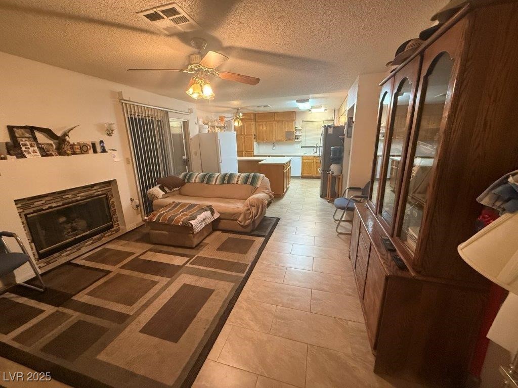 1325 Maplegrove Circle