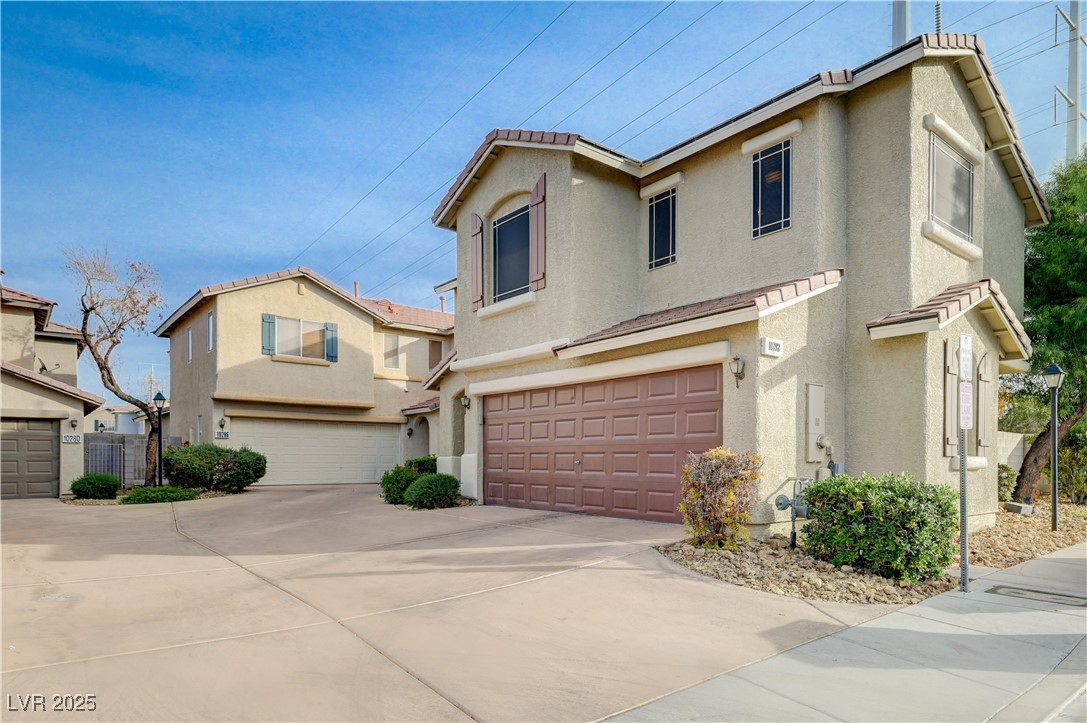 10292 Missouri Meadows Street