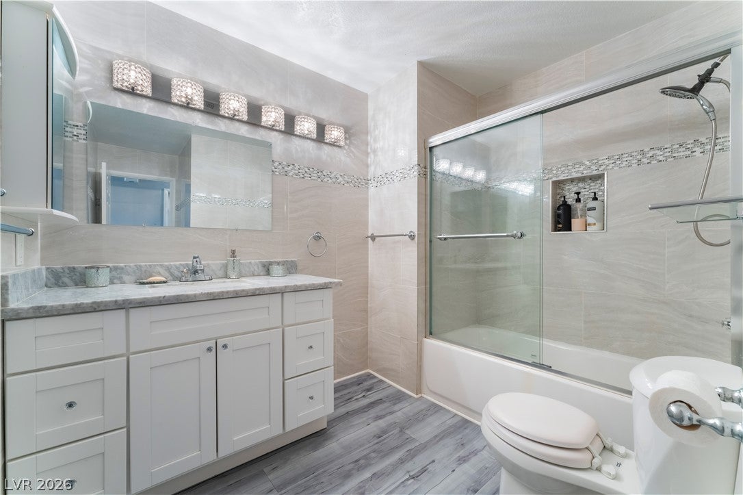 6250 W Flamingo Road 37