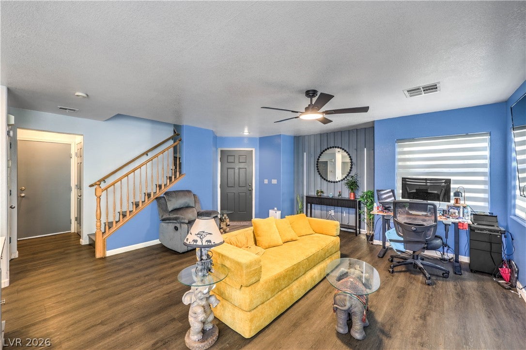 8288 Amphora Street