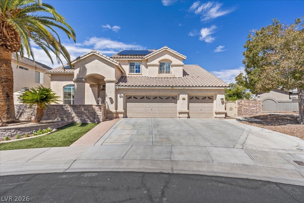 2500 Antique Blossom Avenue