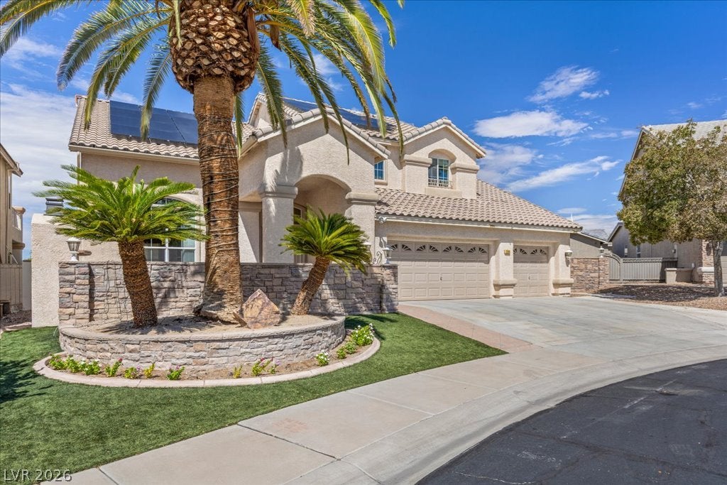 2500 Antique Blossom Avenue