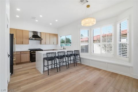 4736 Monument Valley Road Las Vegas NV 89129