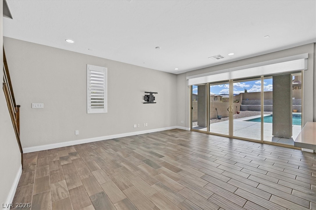 921 Cirrus Cloud Avenue