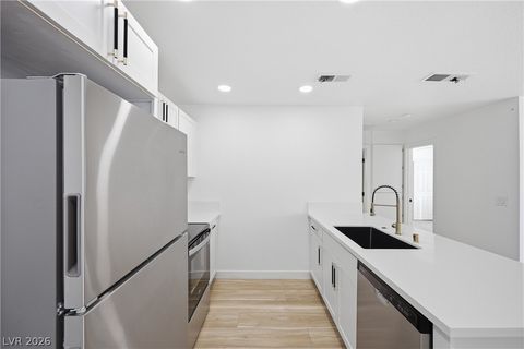 Tiny photo for 488 Albert Avenue, Las Vegas, NV 89119 (MLS # 2772713)