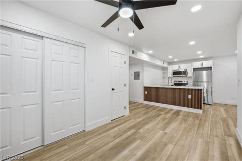 Tiny photo for 488 Albert Avenue, Las Vegas, NV 89119 (MLS # 2772713)