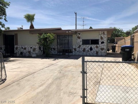 Homes For Sale - 725 Miller Avenue<br/> North Las Vegas, NV 89030