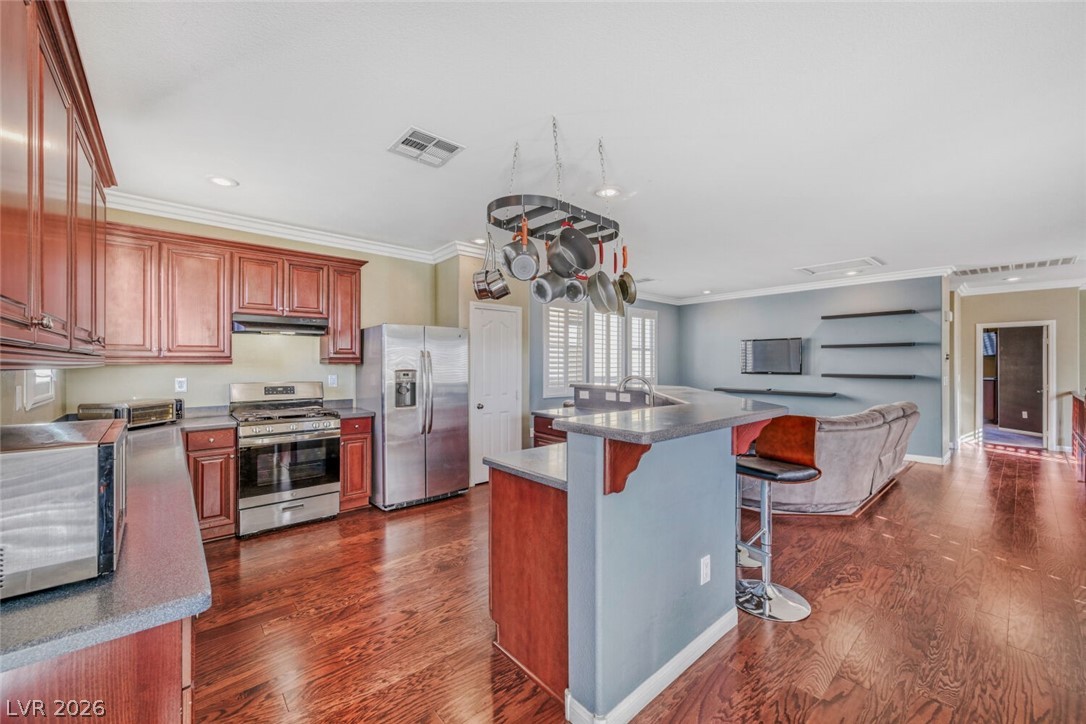 10131 Hollis Mountain Avenue