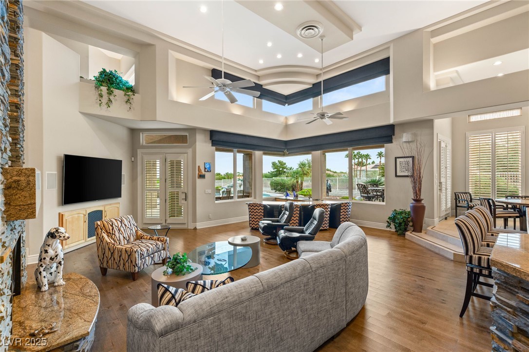 Properties 4 2032 Troon Drive