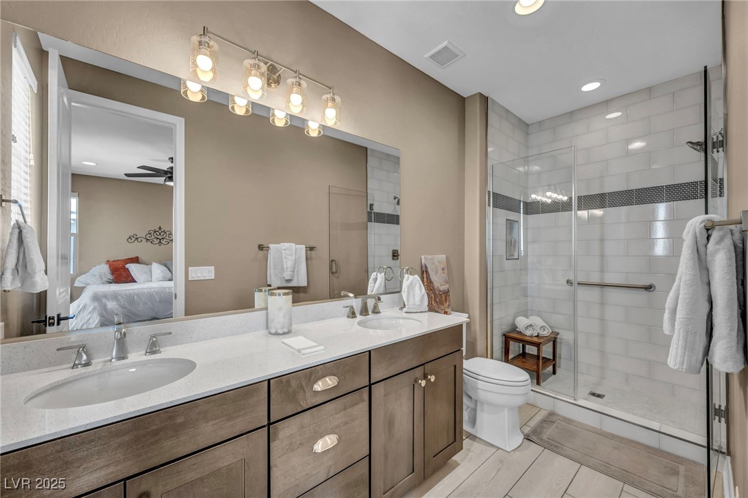 Properties 4 500 Pear Lake Street