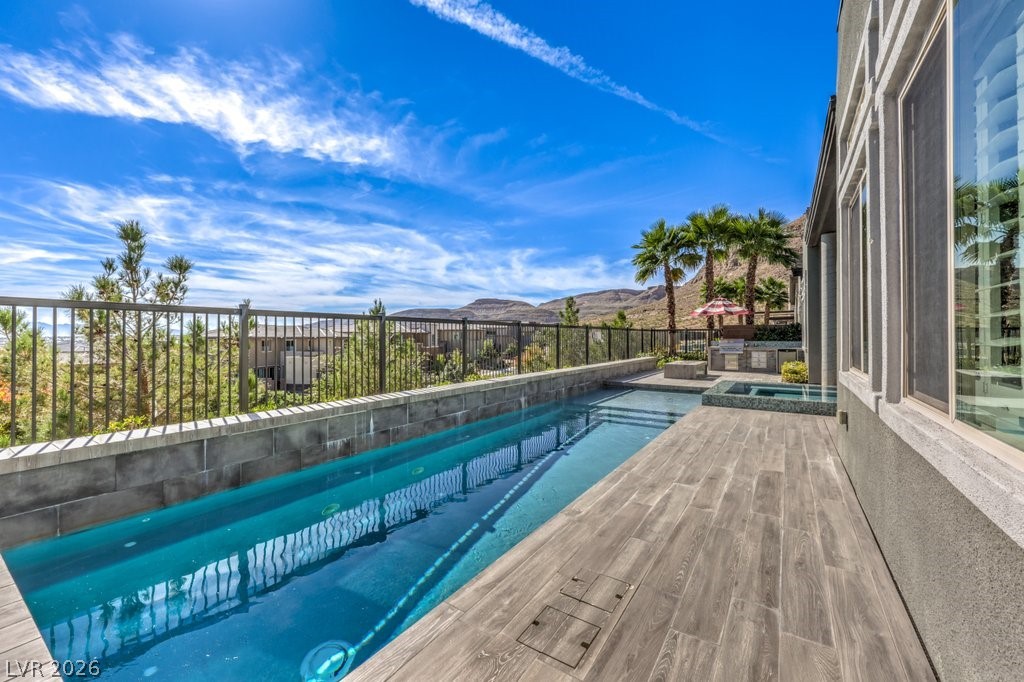 6344 Mojave Sky Street