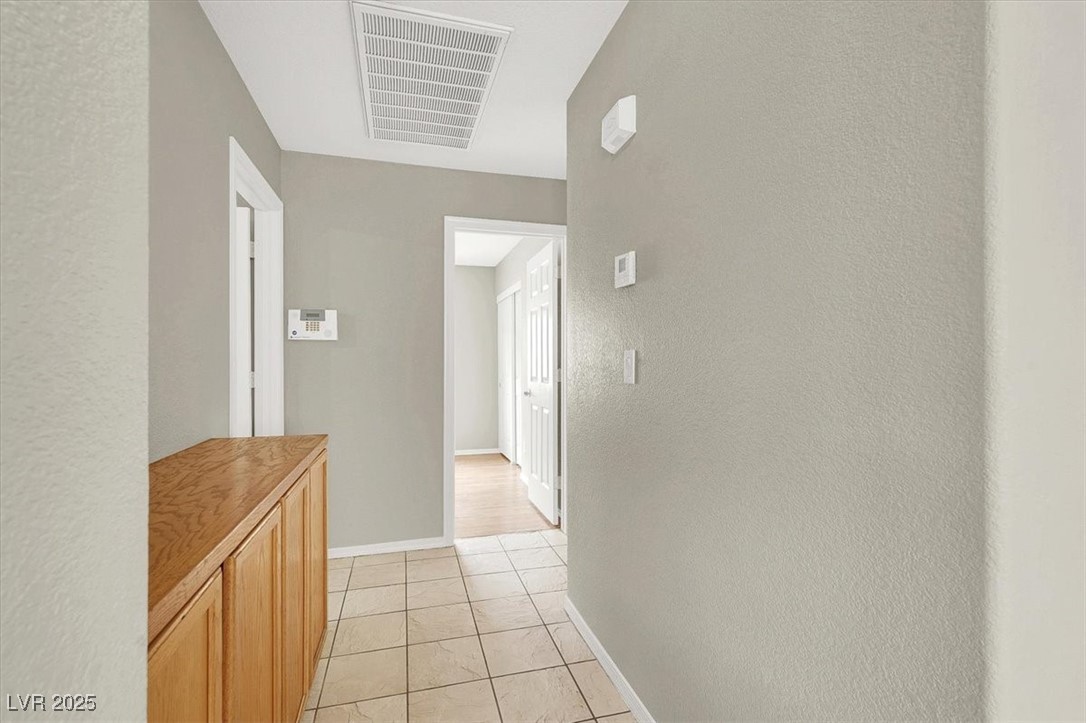 Las Vegas, Nevada 89130, United States, 3 Bedrooms Bedrooms, ,2 BathroomsBathrooms,Residential,Active,204870