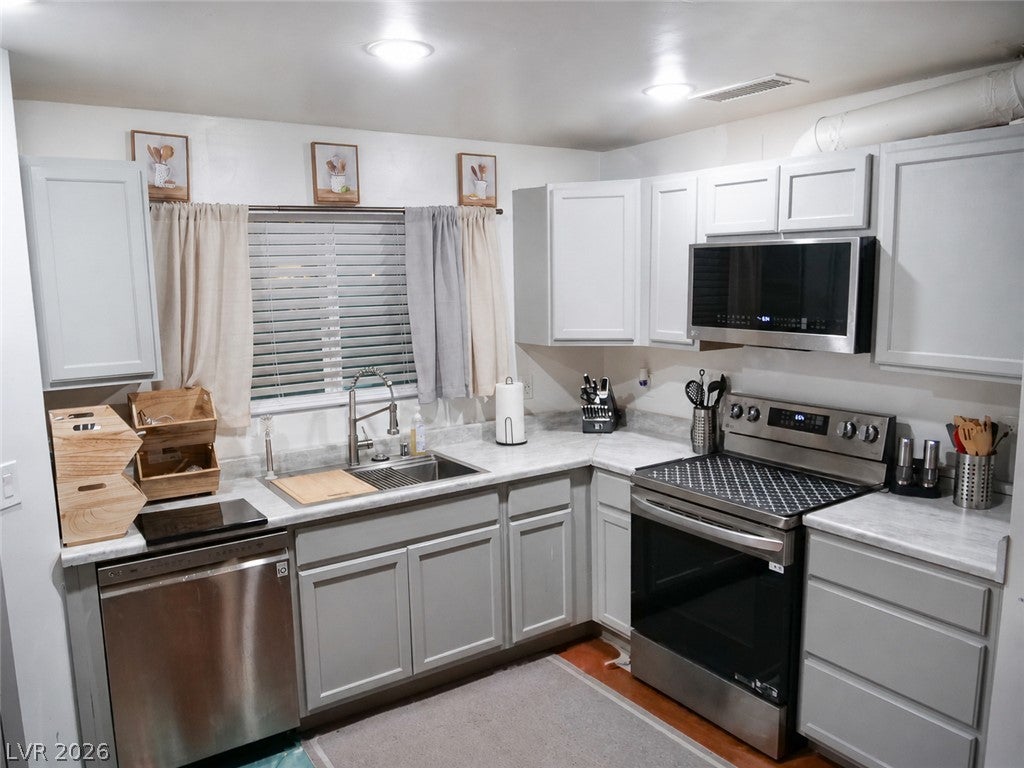 2221 Santa Rosa Drive