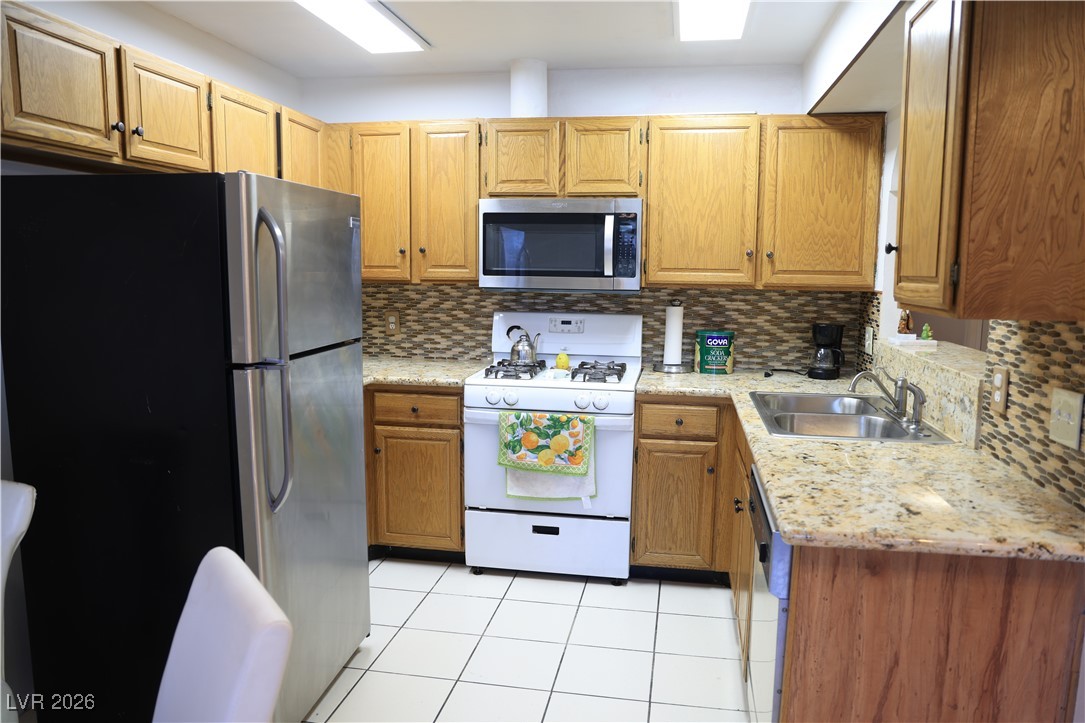 1751 E Reno Avenue 109