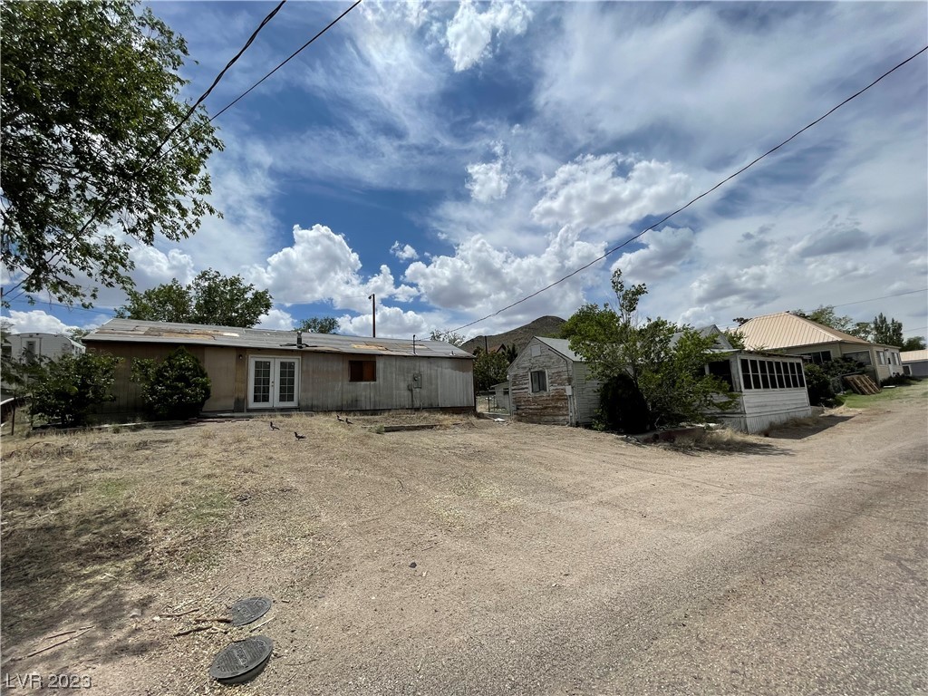 241 South Street, Tonopah, Nevada image 1