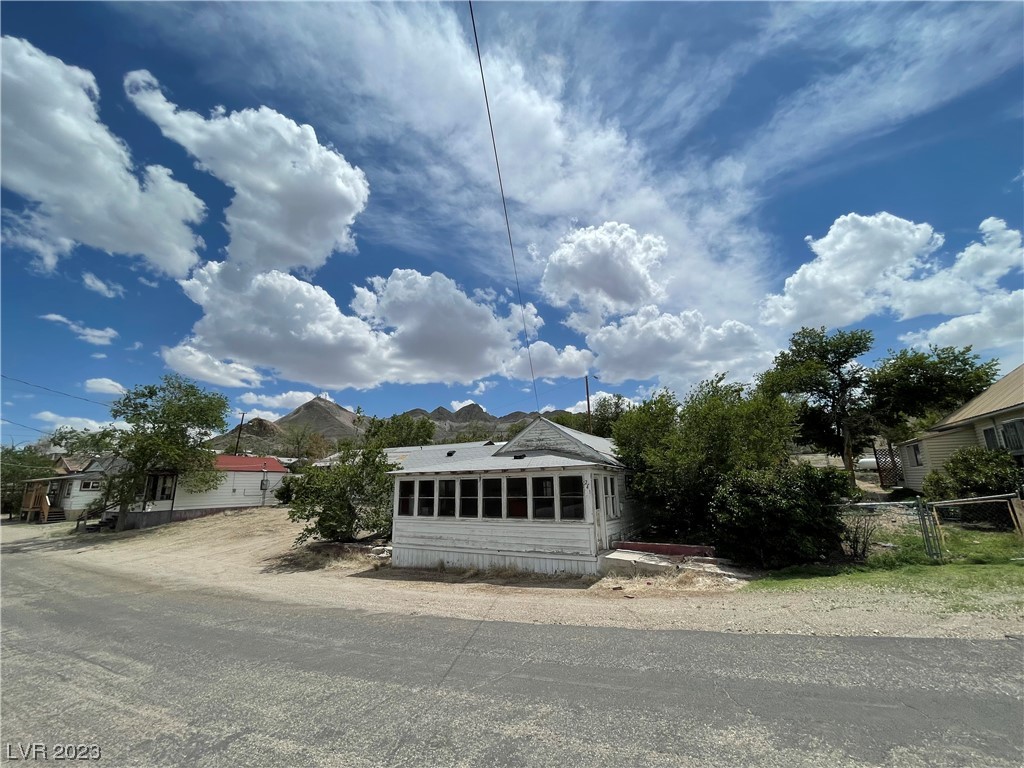 241 South Street, Tonopah, Nevada image 2