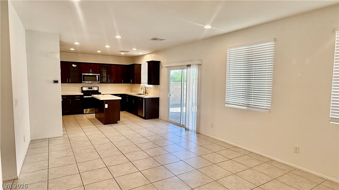 2126 Mystic Wave Road