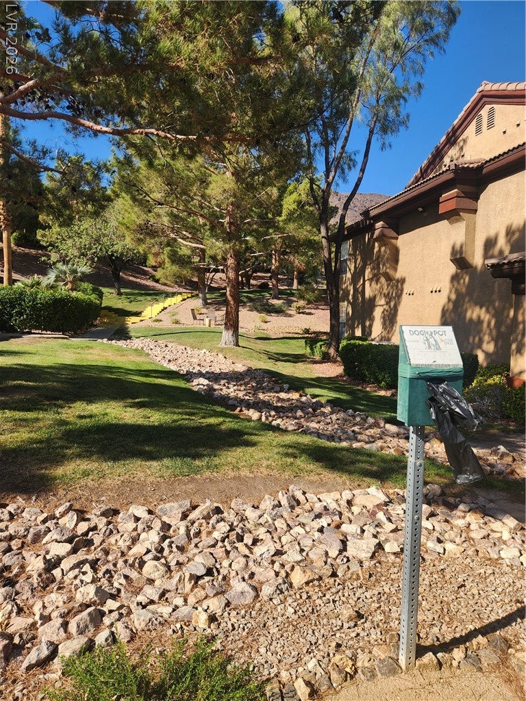 231 W Horizon Ridge Parkway 924