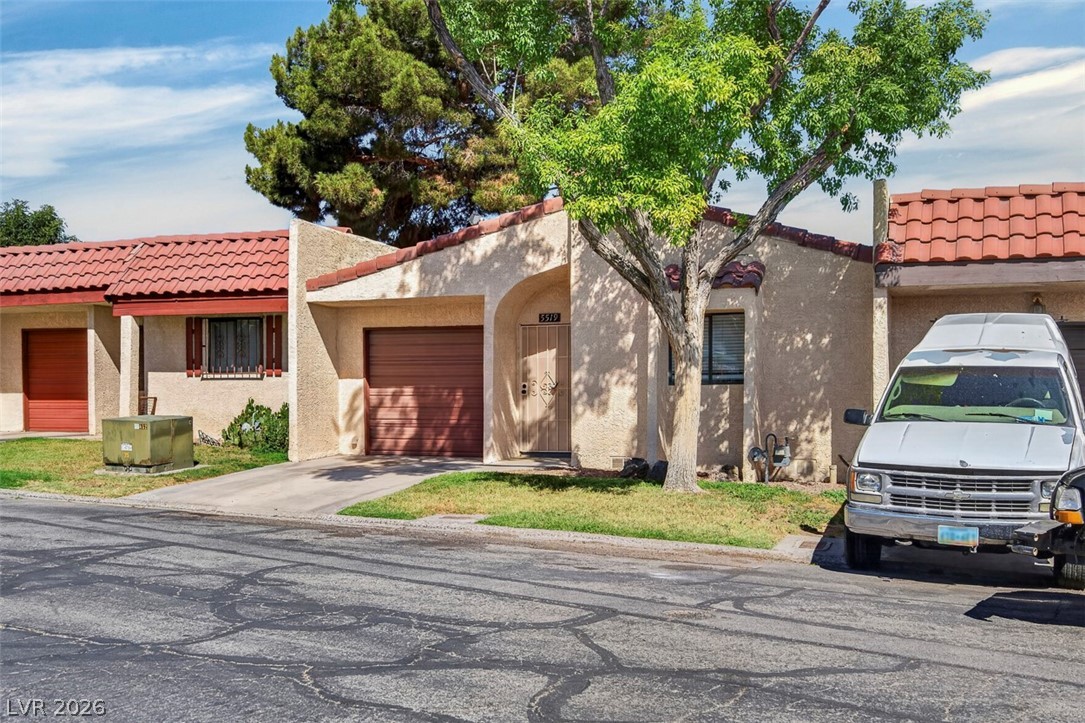 5519 Hobble Creek Drive