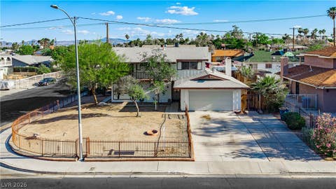 Homes For Sale - 2583 Vegas Valley Drive<br/> Las Vegas, NV 89121