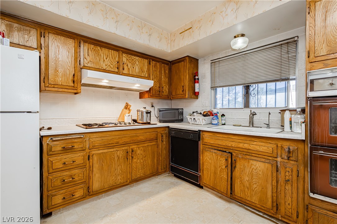 2583 Vegas Valley Drive