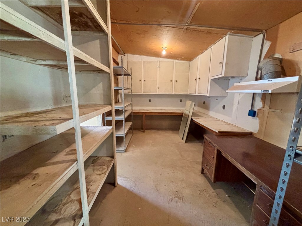 Las Vegas, Nevada 89156, United States, 2 Bedrooms Bedrooms, ,2 BathroomsBathrooms,Residential,Active,235515